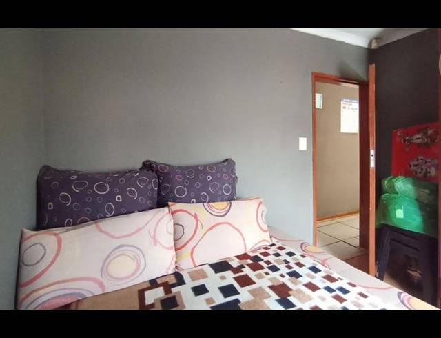 3 BEDROOM HOUSE FOR SALE IN CLAYVILLE